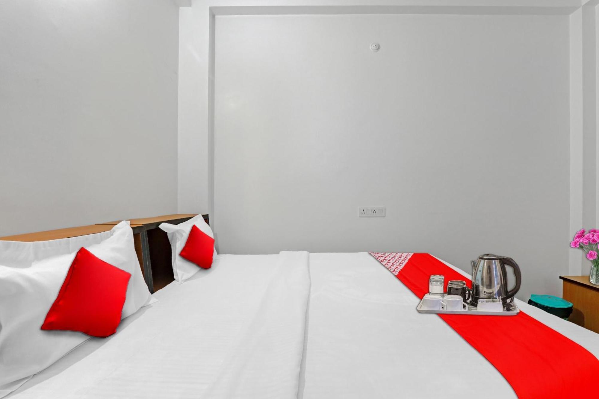 Hotel O Sai Galaxy Hotel & Restaurant Κανπούρ Εξωτερικό φωτογραφία