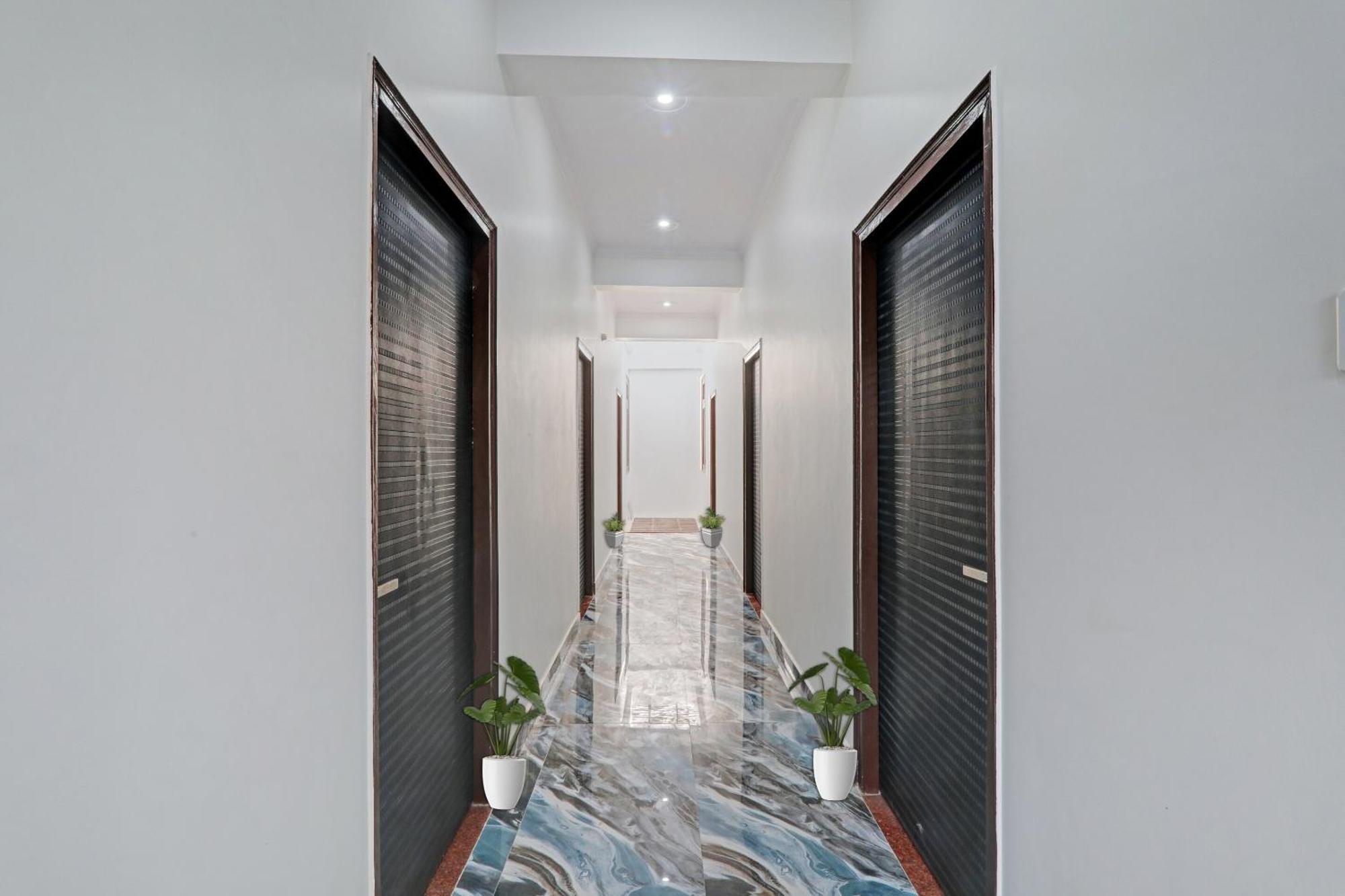 Hotel O Sai Galaxy Hotel & Restaurant Κανπούρ Εξωτερικό φωτογραφία
