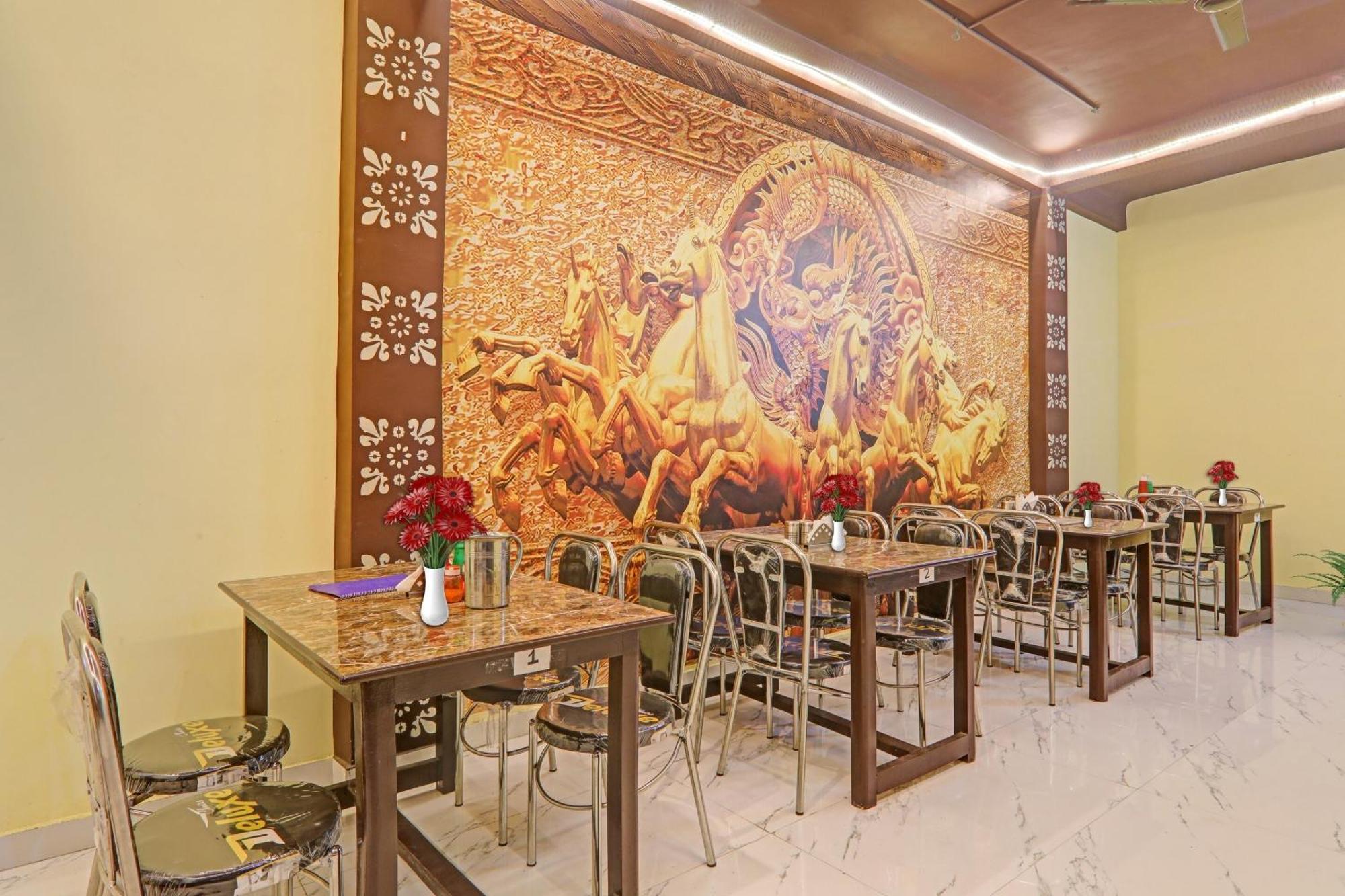 Hotel O Sai Galaxy Hotel & Restaurant Κανπούρ Εξωτερικό φωτογραφία